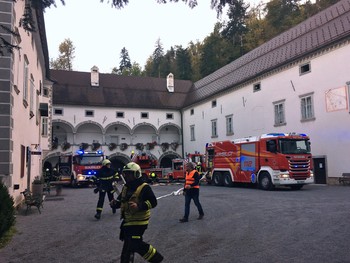 Vaja evakuacije ljudi in reševanja vrednejših predmetov