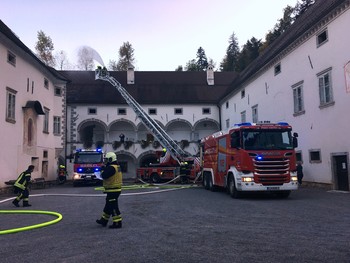 Vaja evakuacije ljudi in reševanja vrednejših predmetov